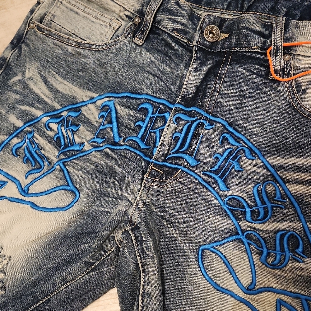 Smoke Rise Distressed Jeans - Picture 4 of 16